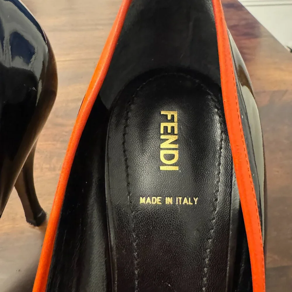 Vintage FENDI Black Patent Gold Medallion Peep Toe Pump - Picture 7 of 13
